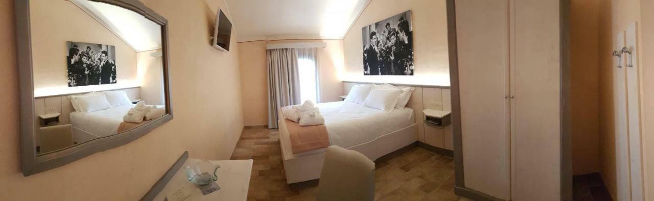 Hotel Locanda Dolce Vita 皮亚韦河畔的圣多纳 外观 照片