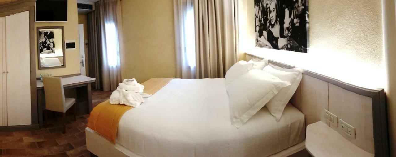 Hotel Locanda Dolce Vita 皮亚韦河畔的圣多纳 外观 照片